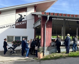 Uhlbachhof – Heumilchbetrieb mit Hofcafé von Familie Jäger